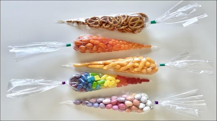 Plastic Candy Cone Bags 11